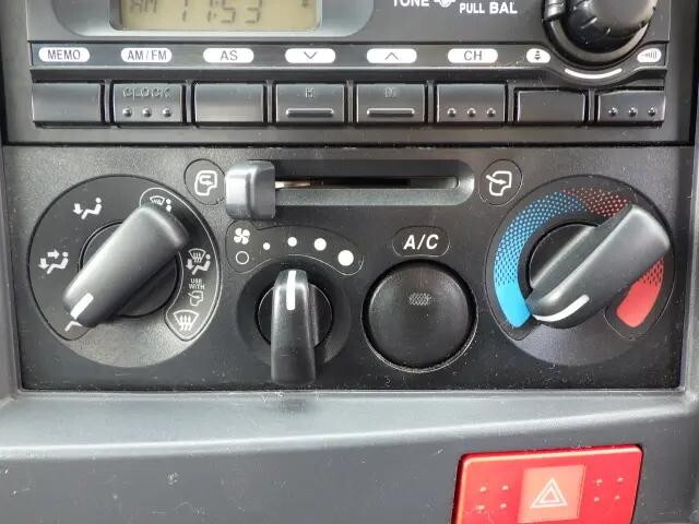 マツダタイタン平ボディ小型（2t・3t）[写真11]