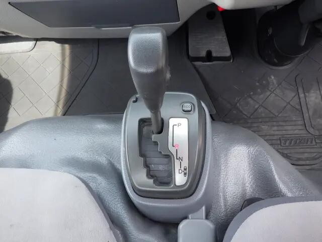 マツダタイタン平ボディ小型（2t・3t）[写真16]