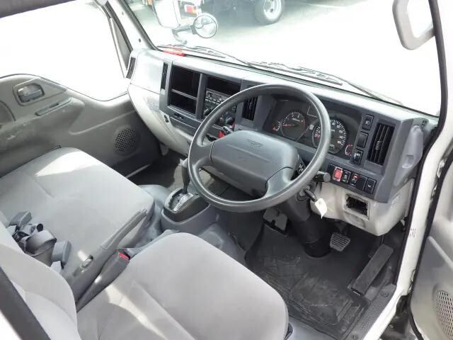 マツダタイタン平ボディ小型（2t・3t）[写真06]