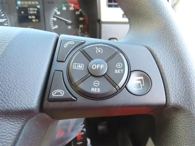 三菱ふそうファイター冷凍車（冷蔵車）中型（4t）[写真12]