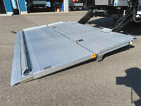 三菱ふそうファイター冷凍車（冷蔵車）中型（4t）[写真30]