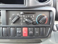 トヨタダイナクレーン3段小型（2t・3t）[写真11]