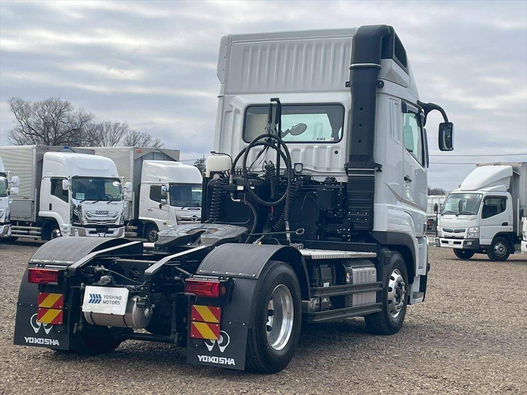 三菱ふそうスーパーグレートトレーラーヘッド（トラクターヘッド）大型（10t）[写真04]