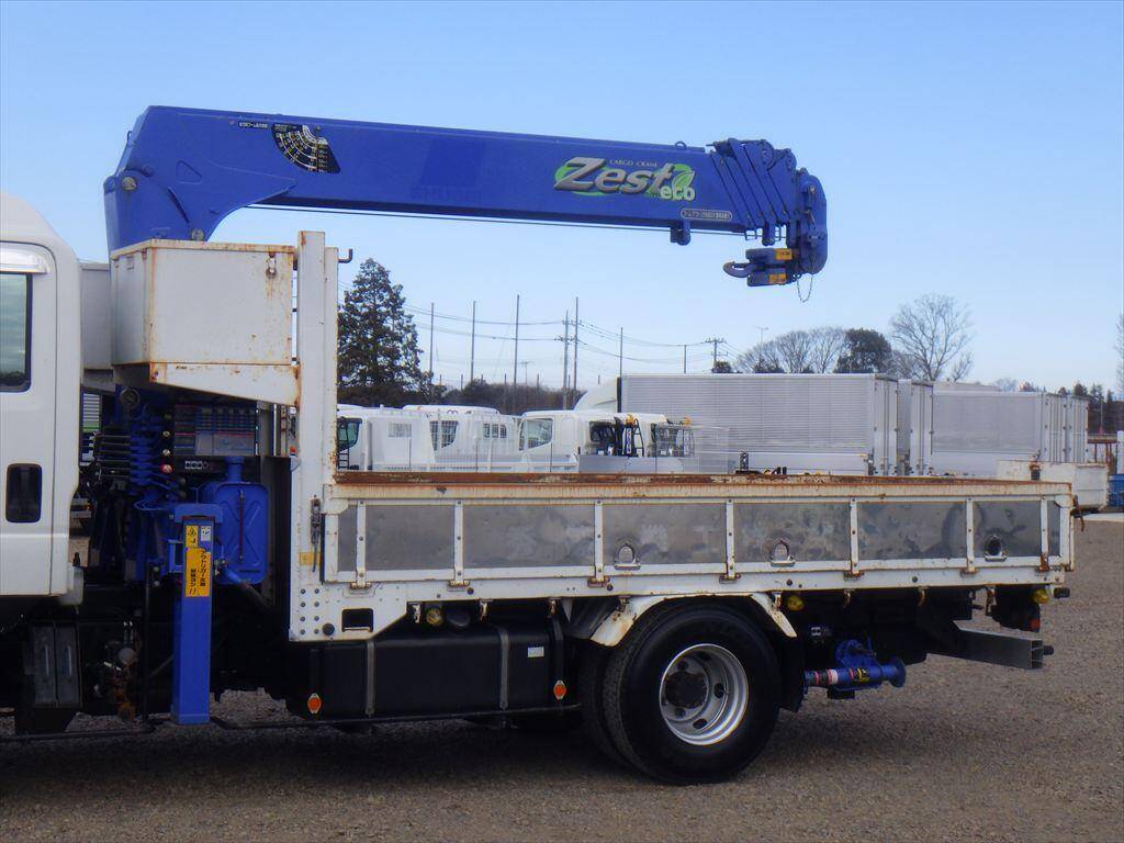 いすゞフォワードクレーン6段中型（4t）[写真06]