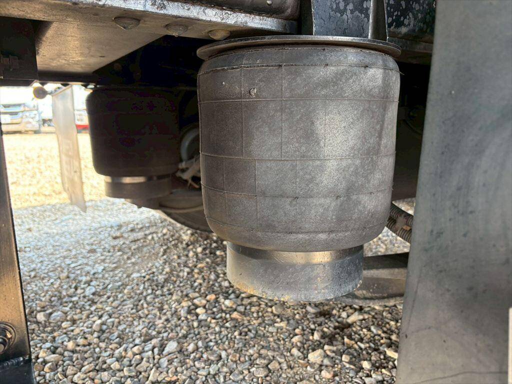 日野プロフィアアルミウイング大型（10t）[写真13]