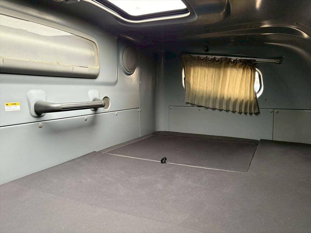 日野プロフィアアルミウイング大型（10t）[写真21]