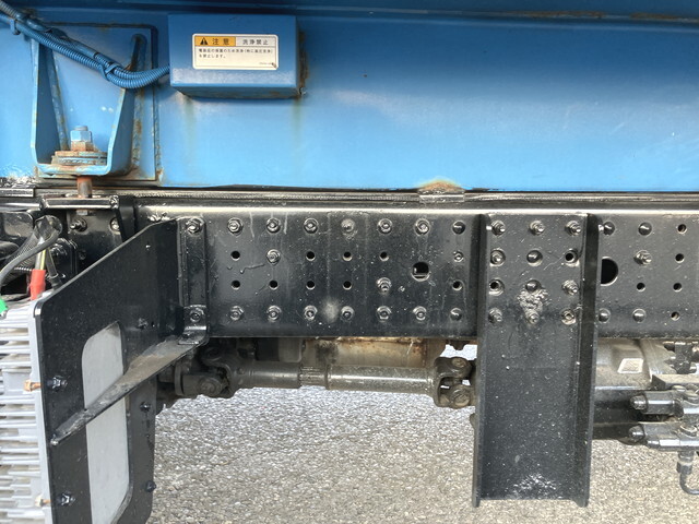 三菱ふそうキャンターパッカー車（塵芥車）小型（2t・3t）[写真22]