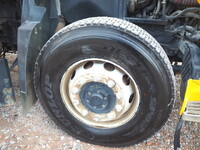 UDトラックスクオンクレーン4段大型（10t）[写真15]