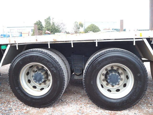 UDトラックスクオンクレーン4段大型（10t）[写真22]