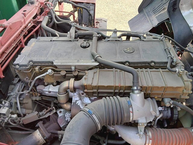 三菱ふそうスーパーグレートアルミブロック大型（10t）[写真25]