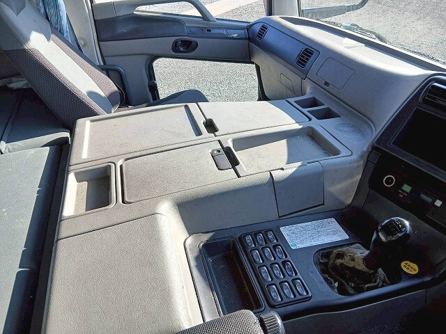 三菱ふそうスーパーグレートアルミブロック大型（10t）[写真30]