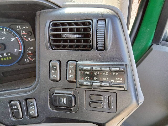 三菱ふそうスーパーグレートアルミブロック大型（10t）[写真31]