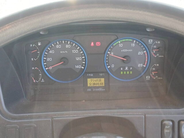 三菱ふそうスーパーグレートアルミブロック大型（10t）[写真36]