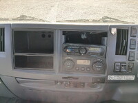 いすゞフォワードアルミウイング中型（4t）[写真24]