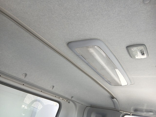 いすゞフォワードアルミウイング中型（4t）[写真27]