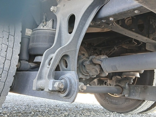 いすゞフォワードアルミウイング中型（4t）[写真34]