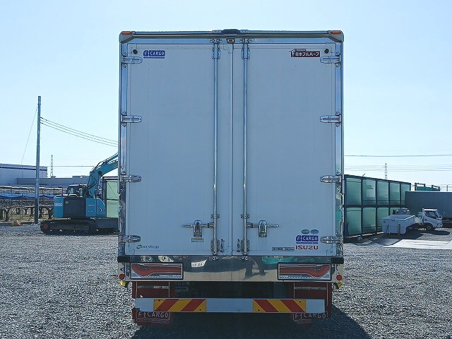 いすゞフォワードアルミウイング中型（4t）[写真07]