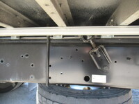 いすゞギガアルミウイング大型（10t）[写真16]