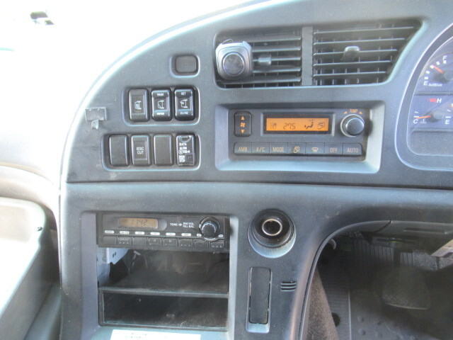 いすゞギガアルミウイング大型（10t）[写真29]