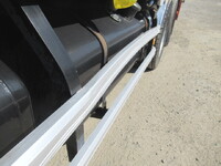 いすゞギガアルミウイング大型（10t）[写真40]