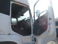 UDトラックスクオンアルミウイング大型（10t）[写真25]