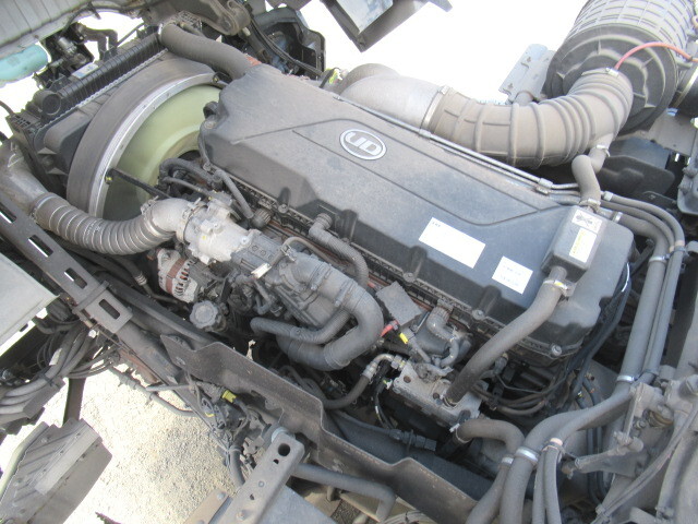 UDトラックスクオンアルミウイング大型（10t）[写真35]