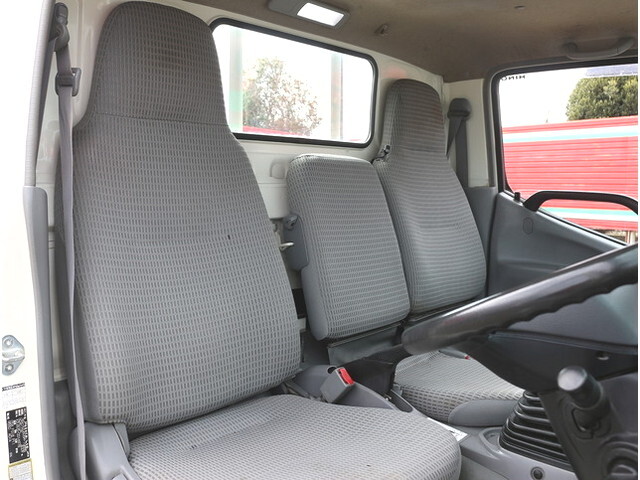 日野デュトロ平ボディ小型（2t・3t）[写真26]