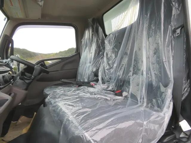 三菱ふそうキャンターダンプ小型（2t・3t）[写真10]