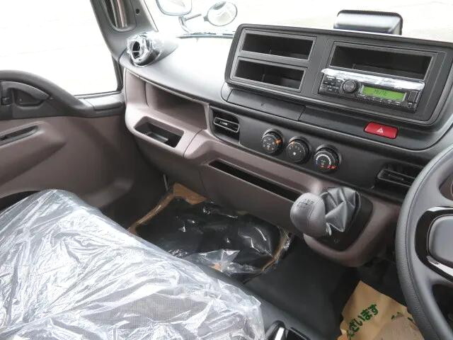 三菱ふそうキャンターダンプ小型（2t・3t）[写真16]