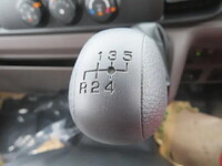 三菱ふそうキャンターダンプ小型（2t・3t）[写真18]