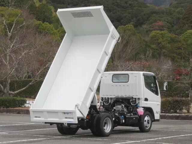 三菱ふそうキャンターダンプ小型（2t・3t）[写真02]