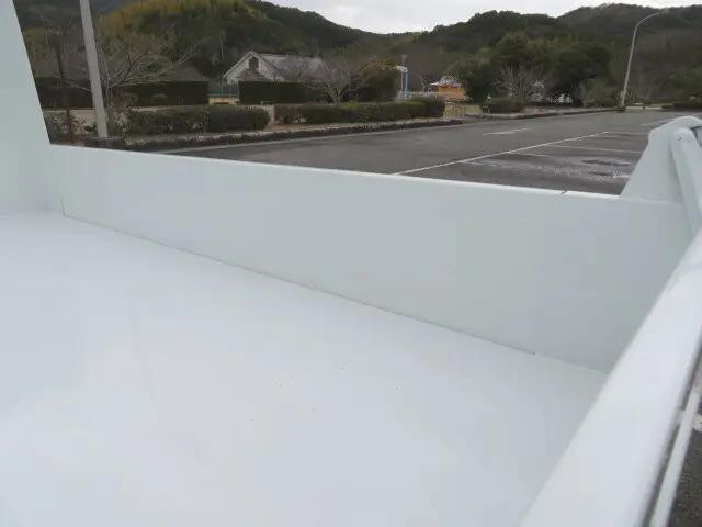 三菱ふそうキャンターダンプ小型（2t・3t）[写真26]