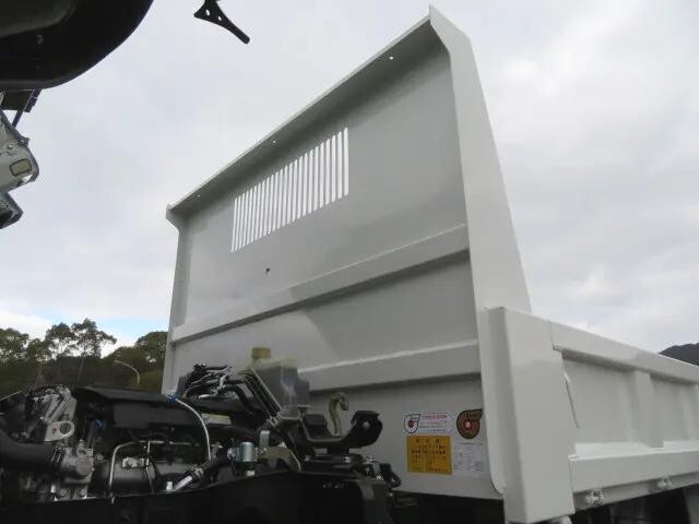 三菱ふそうキャンターダンプ小型（2t・3t）[写真28]
