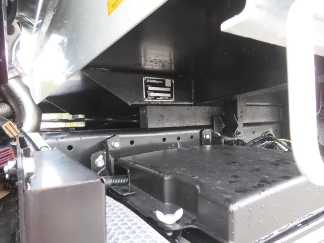 三菱ふそうキャンターダンプ小型（2t・3t）[写真33]