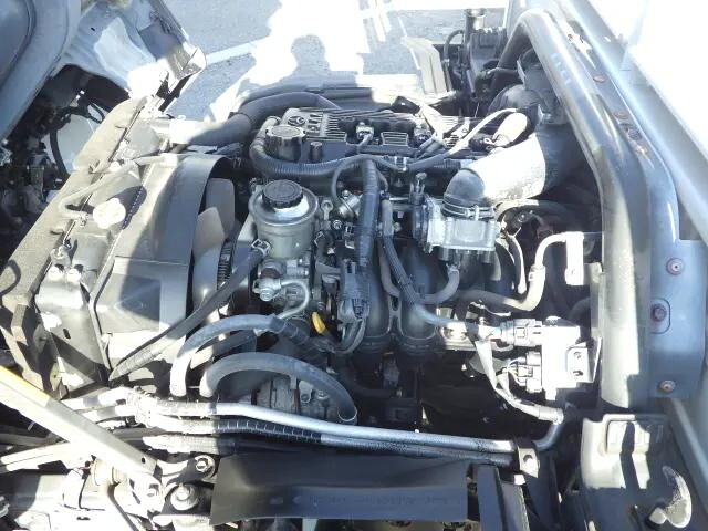 トヨタトヨエース平ボディ小型（2t・3t）[写真32]