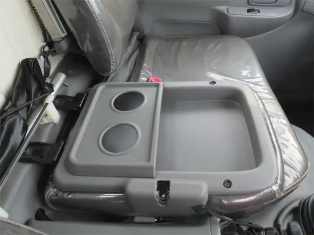 日野デュトロ高所作業車小型（2t・3t）[写真11]