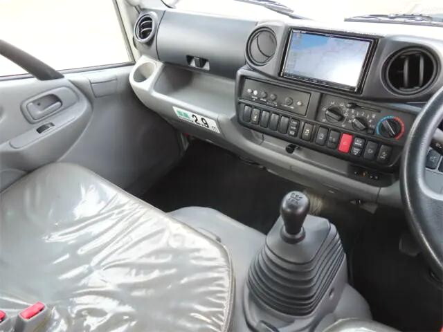 日野デュトロ高所作業車小型（2t・3t）[写真14]