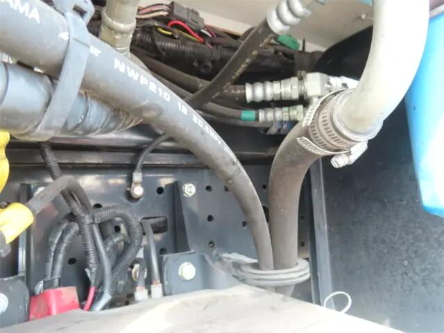 日野デュトロ高所作業車小型（2t・3t）[写真35]