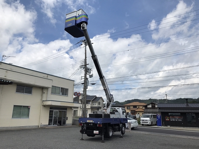いすゞエルフ高所作業車小型（2t・3t）[写真02]