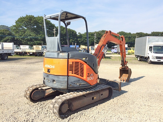 日立ミニユンボ（ミニバックホー）[写真02]