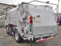 日野デュトロパッカー車（塵芥車）小型（2t・3t）[写真02]