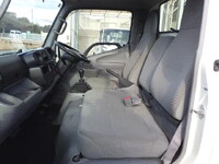 トヨタダイナ平ボディ小型（2t・3t）[写真09]