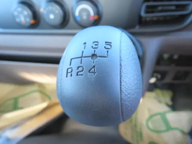 三菱ふそうキャンターダンプ小型（2t・3t）[写真17]