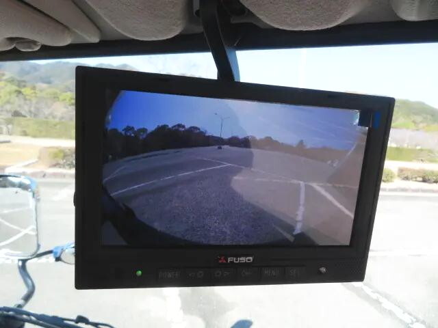 三菱ふそうキャンターダンプ小型（2t・3t）[写真19]