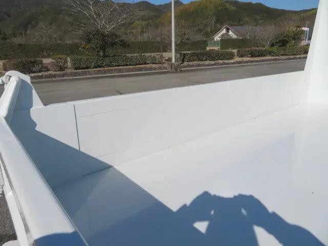 三菱ふそうキャンターダンプ小型（2t・3t）[写真25]