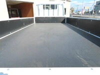 三菱ふそうキャンター平ボディ小型（2t・3t）[写真28]