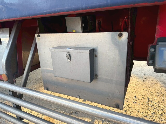 その他のメーカーその他の車種冷蔵冷凍トレーラー大型（10t）[写真36]