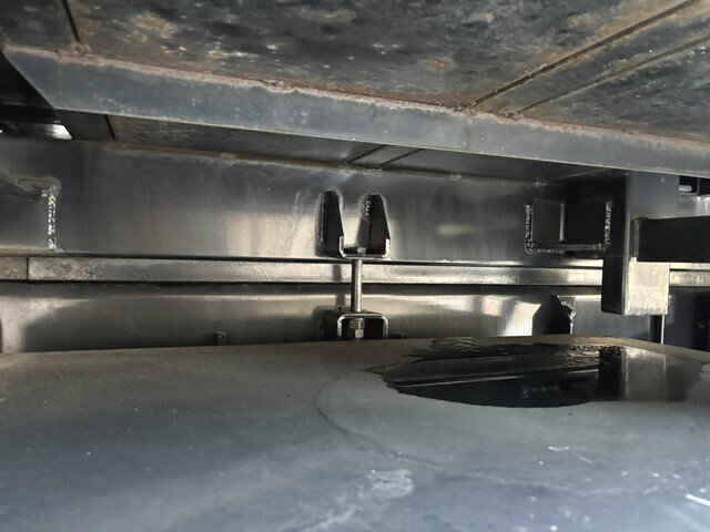 いすゞギガアルミブロック大型（10t）[写真22]