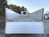 いすゞギガアルミブロック大型（10t）[写真09]