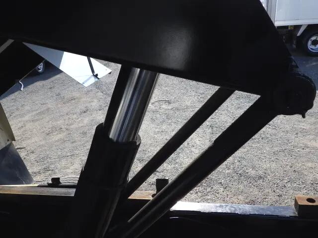 日産アトラスダンプ小型（2t・3t）[写真25]